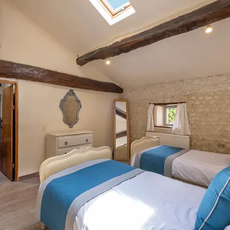 Domaine Chez Les Rois Nocleg ze śniadaniem *