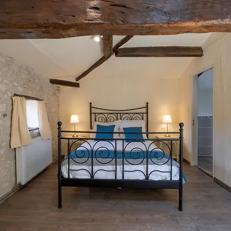 Domaine Chez Les Rois Nocleg ze śniadaniem Berneuil (Charente)