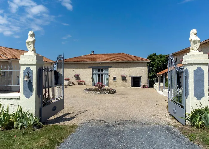 Bed & Breakfast Domaine Chez Les Rois *